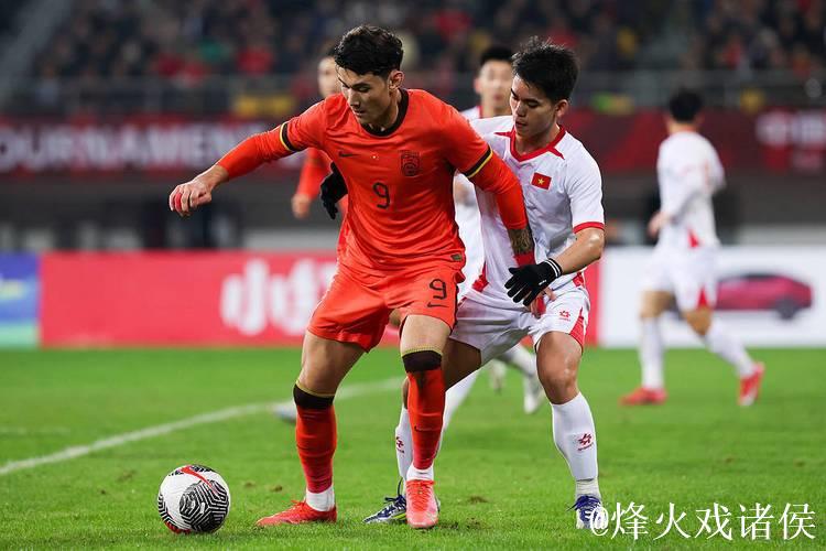 熊猫杯：拜合拉木错失良机 U22国足首战惜败越南队